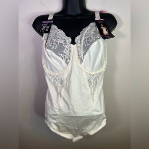 NEW Maidenform Lace Bodybriefer With Bra Firm Control 40D Ivory FL1456